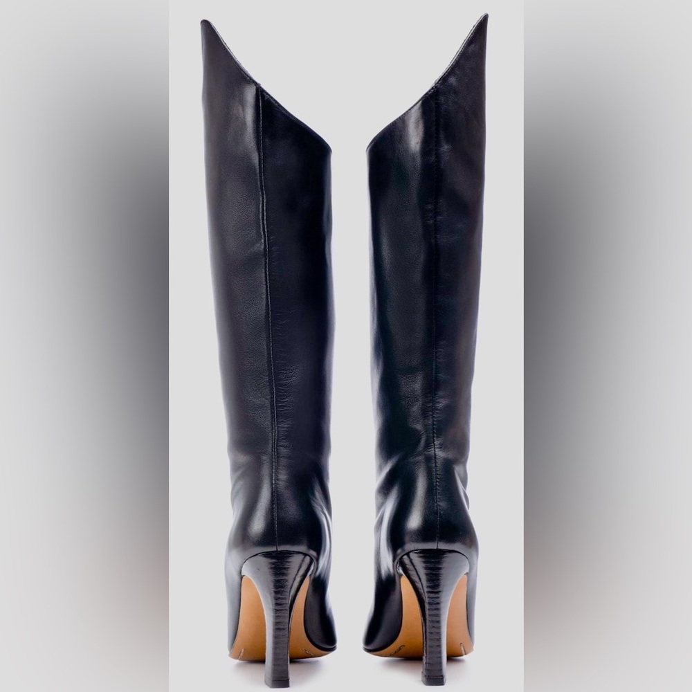 Black leather boots by Brooklyn bandit size 37 Euro